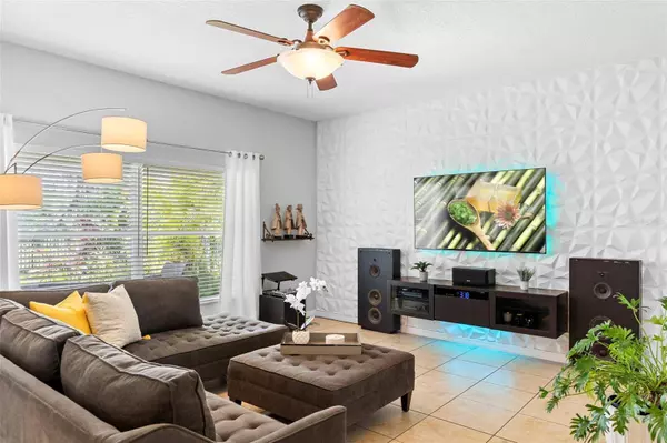 1785 RUSHDEN DR, Ocoee, FL 34761