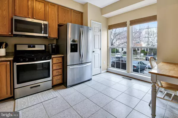 2024 SUMNER DR, Frederick, MD 21702