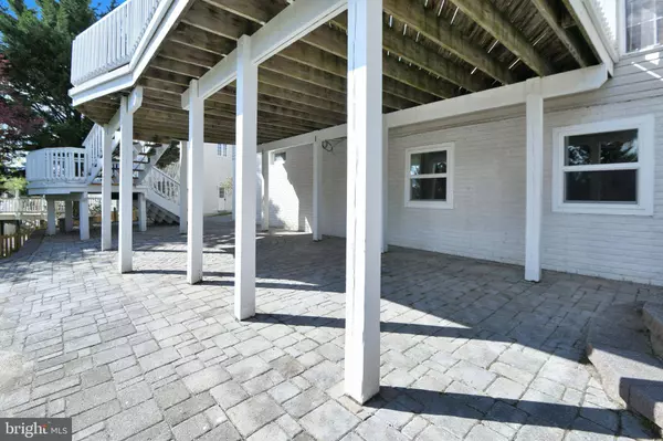 6420 BARRINGTON DR, Frederick, MD 21701