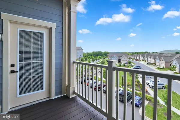 3411 ANGELICA WAY #303, Frederick, MD 21704