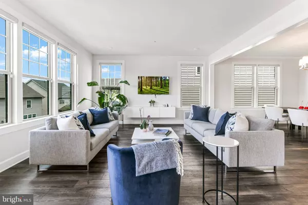 8516 SILVER LAUREL LN, Frederick, MD 21704