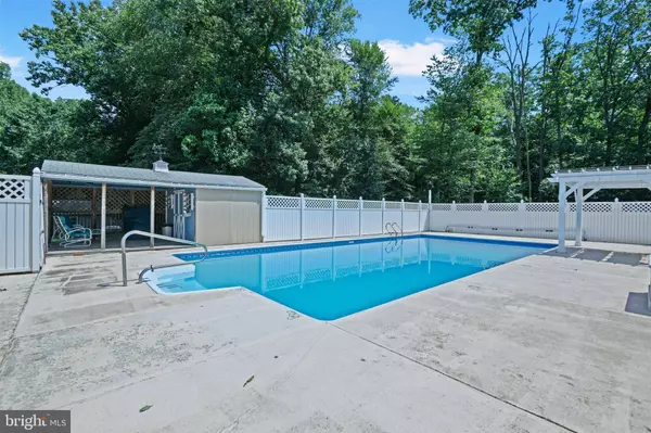 6403 WHITE OAK CT, Frederick, MD 21701