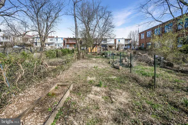 230 E 5TH ST, Frederick, MD 21701