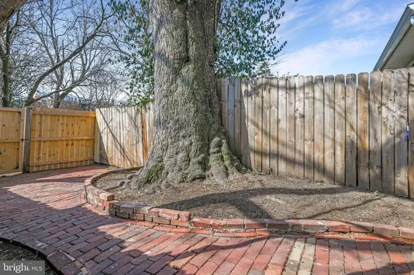 230 E 5TH ST, Frederick, MD 21701