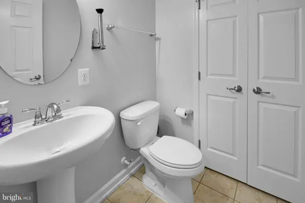 9611 ATTERBURY LN, Frederick, MD 21704