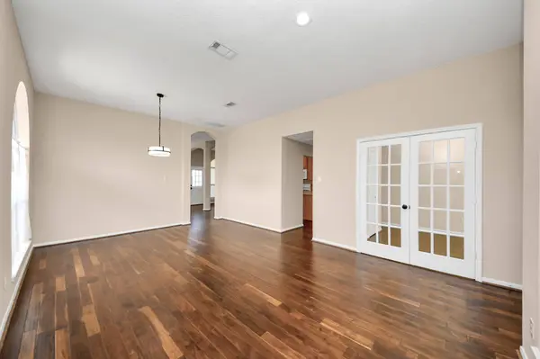 8214 Morning Dawn DR, Houston, TX 77095