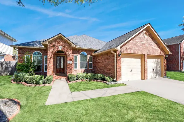 8214 Morning Dawn DR, Houston, TX 77095