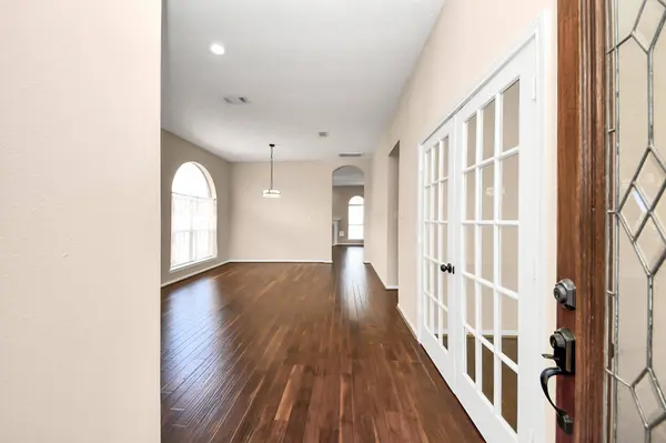 8214 Morning Dawn DR, Houston, TX 77095