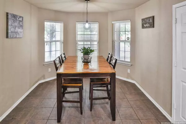 9815 Roan Ldg, San Antonio, TX 78251