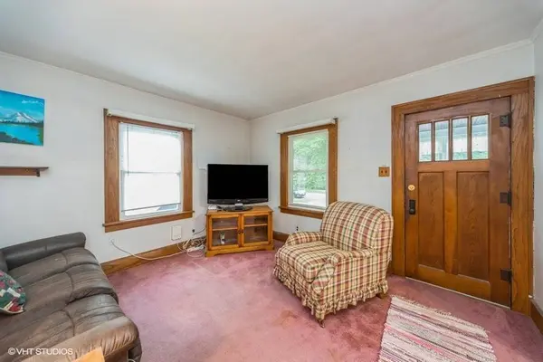 3617 E 8th Street, Des Moines, IA 50316