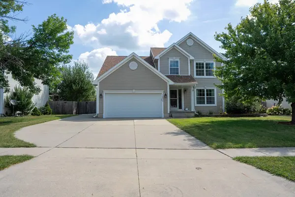 1211 10th Avenue SE, Altoona, IA 50009