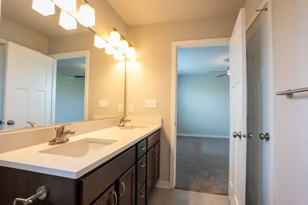 233 NE Glendale Lane, Ankeny, IA 50021