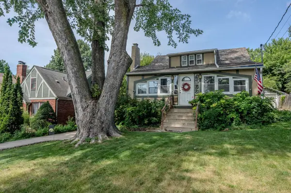 3711 Franklin Avenue, Des Moines, IA 50310