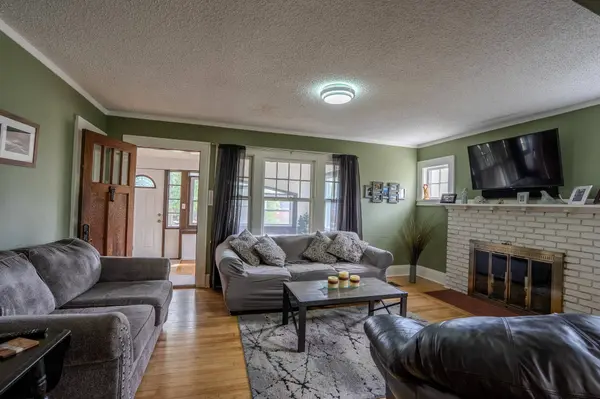 3711 Franklin Avenue, Des Moines, IA 50310