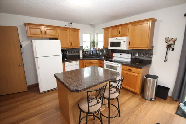 1237 SW Twin Gates Drive, Ankeny, IA 50023