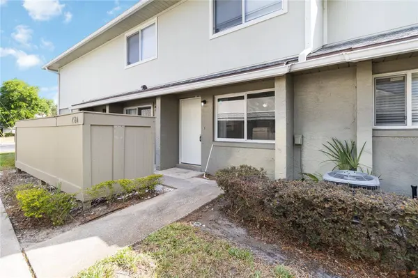 4584 PHEASANT RUN DR #B, Orlando, FL 32808
