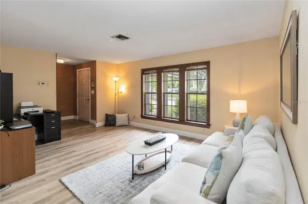 625 NEWPORT AVE, Altamonte Springs, FL 32701