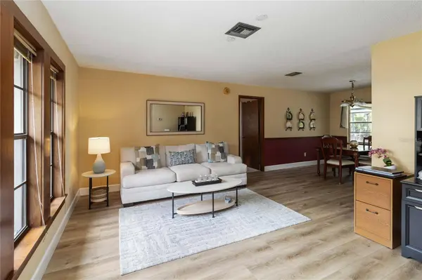 625 NEWPORT AVE, Altamonte Springs, FL 32701