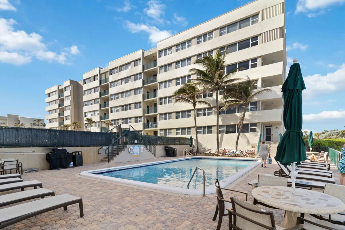1239 Hillsboro Mile # #203, Hillsboro Beach, FL 33062-1308