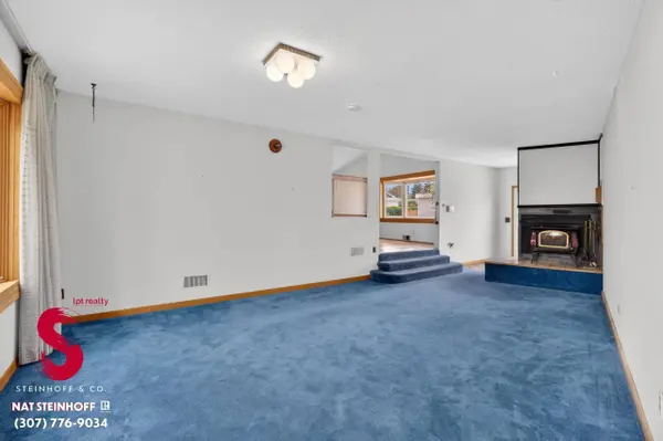 2705 E 11th St, Casper, WY 82609