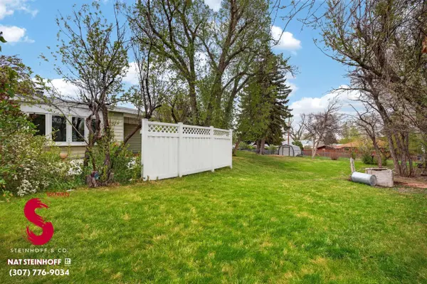 2705 E 11th St, Casper, WY 82609