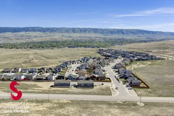 657 Pebble Mountain, Mills, WY 82604