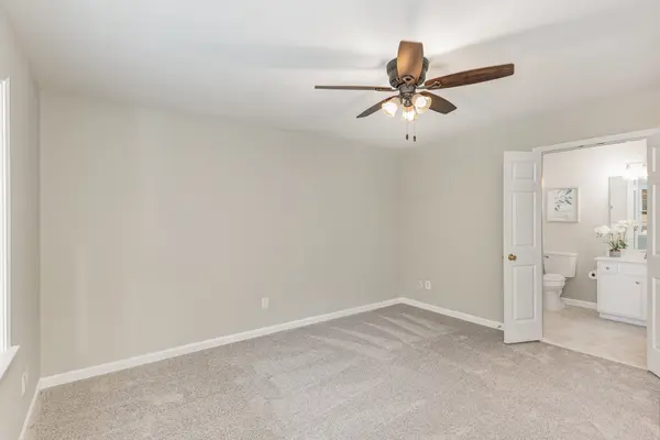 904 Amersham Ln, Wake Forest, NC 27587-5129
