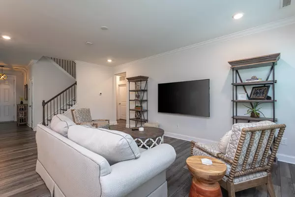 Fuquay-varina, NC 27526-3987,2521 Heathland Farm Dr