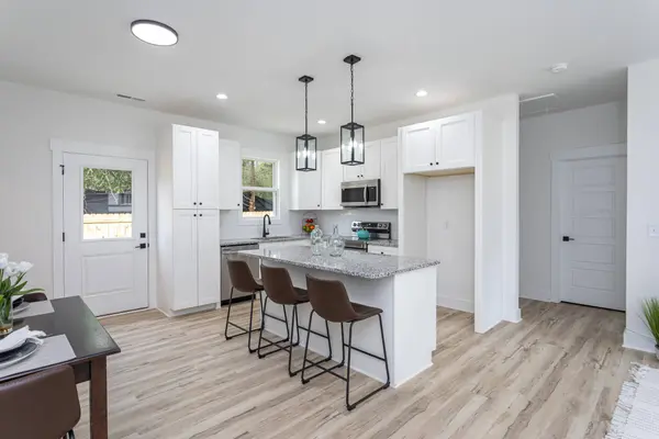 420 E Cedar Ave, Wake Forest, NC 27587-2435