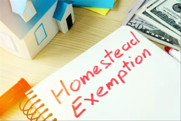 feature image of Homestead Exemption en Florida: qué es, cómo funciona y cómo puede ahorrarte miles en impuestos
