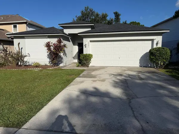 5001 SILVER THISTLE LN, St Cloud, FL 34772