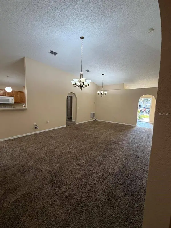 5001 SILVER THISTLE LN, St Cloud, FL 34772
