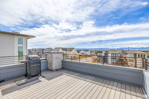 6018 N Beeler Ct, Denver, CO 80238-2351
