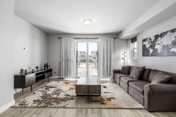 6018 N Beeler Ct, Denver, CO 80238-2351