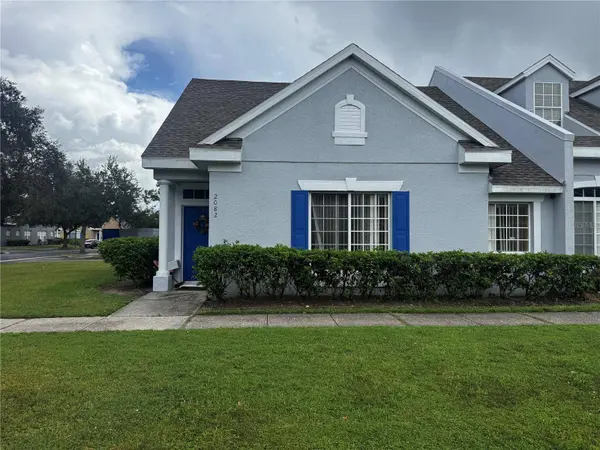 2082 ISLAND WALK DR, Orlando, FL 32824