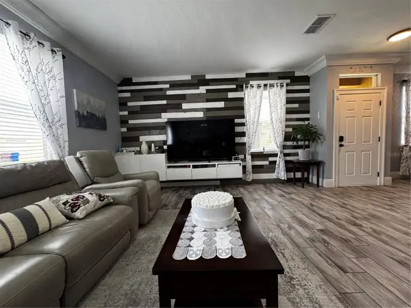 3998 PEMBERLY PINES CIR, St Cloud, FL 34769