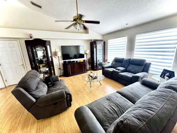 2708 PRESTWICK LN, Kissimmee, FL 34744