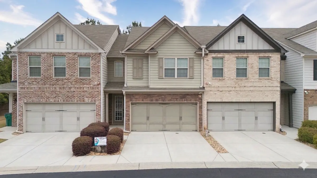 933 Spicy Oak Dr NW, Lawrenceville, GA 30044-6883