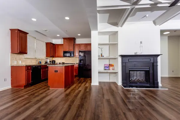 933 Spicy Oak Dr NW, Lawrenceville, GA 30044-6883