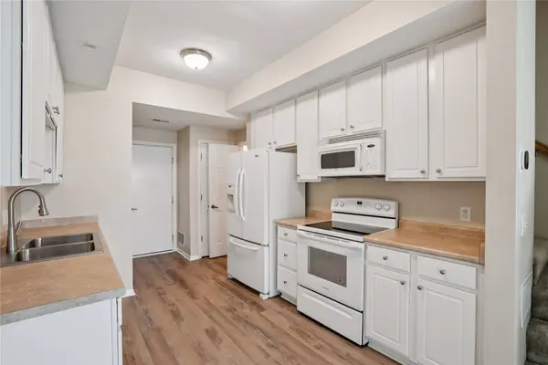 1108 NE 7th Lane, Ankeny, IA 50021