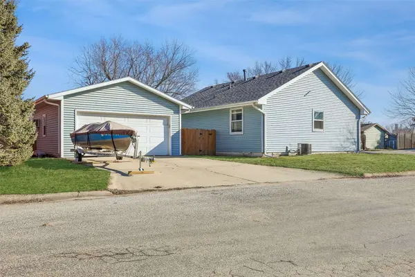 109 6th Street, Cambridge, IA 50046