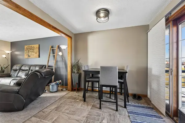 702 Crestwood Drive, Huxley, IA 50124