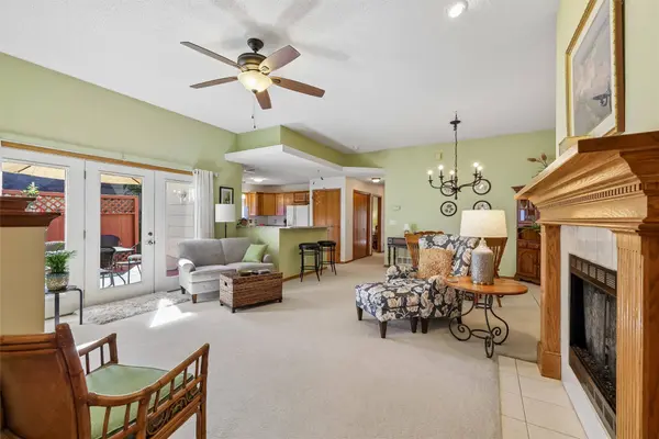 3305 Ep True Parkway #1201, West Des Moines, IA 50265