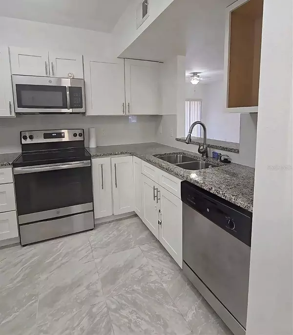 13215 VILLA VISTA DR #104, Orlando, FL 32824