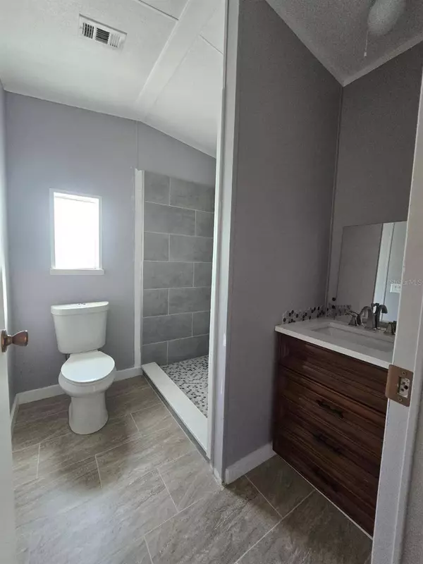 617 W LEMON ST, Davenport, FL 33837