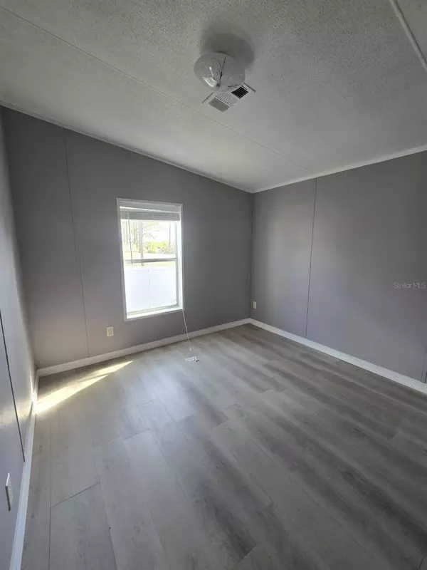 617 W LEMON ST, Davenport, FL 33837