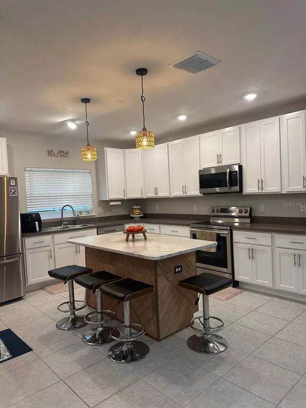 4778 CORAL CASTLE DR, Kissimmee, FL 34746