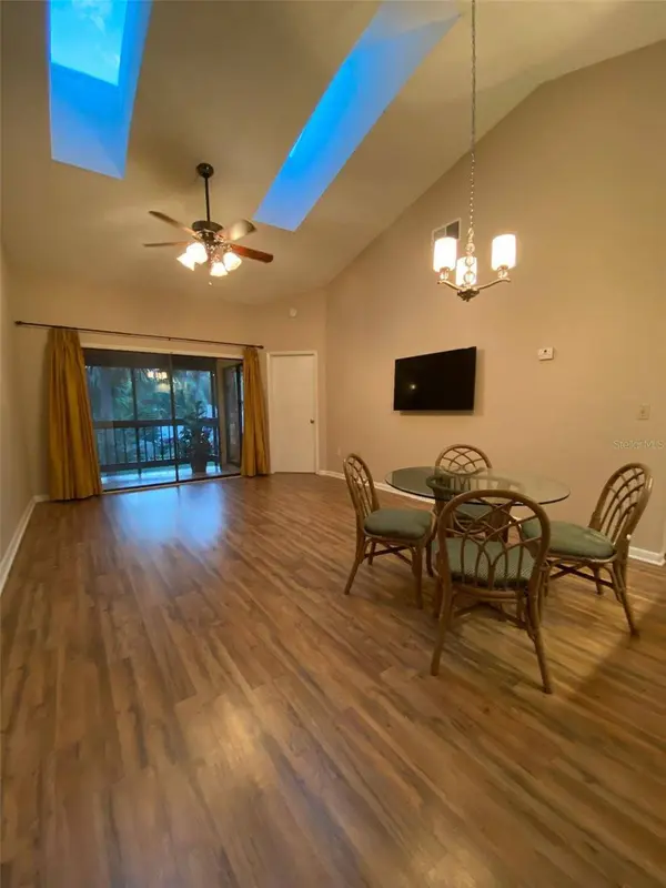 3118 S SEMORAN BLVD #N8, Orlando, FL 32822
