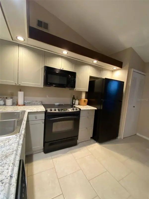 3118 S SEMORAN BLVD #N8, Orlando, FL 32822