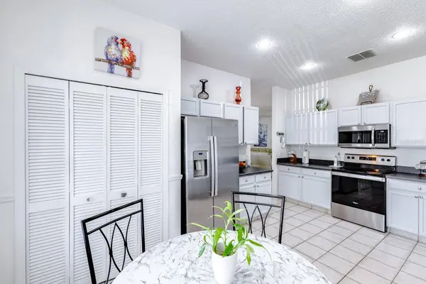 14576 LAGUNA BEACH CIR, Orlando, FL 32824